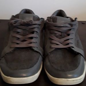 Aldo Mens size 11 grey low top